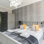 Chociszewskiego By Renters Апартаменты *