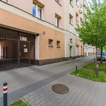 Chociszewskiego By Renters Apartment Poznan