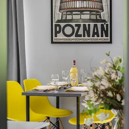 Chociszewskiego By Renters Apartamento