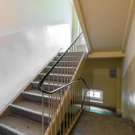 Chociszewskiego By Renters Apartmán